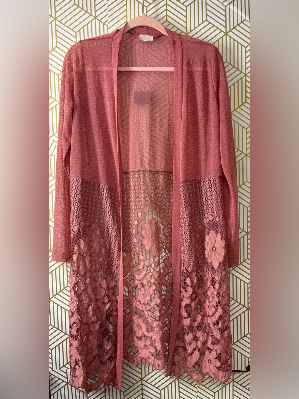 Pink lace long sleeve kimono small